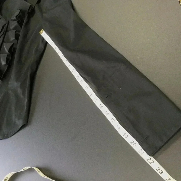 Womens Black Ruffle Trim Curved Hem Button Front Long Sleeve Blouse Size Medium - Picture 7 of 14